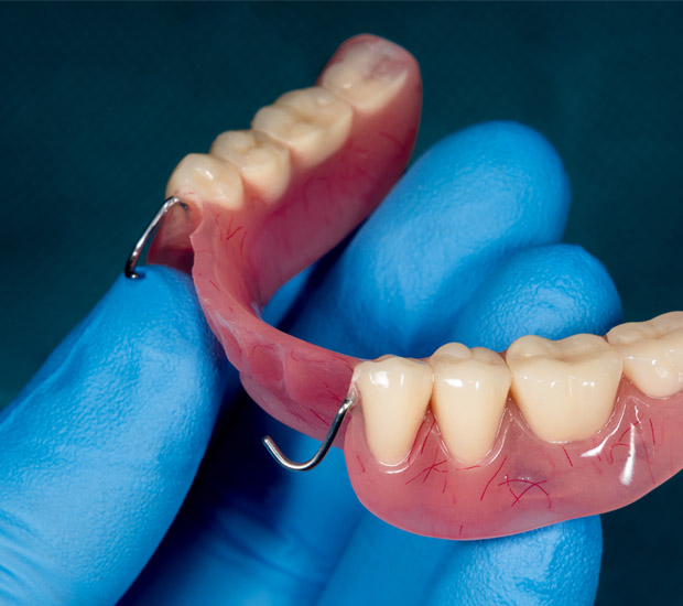 Tucson What to Expect When Getting Dentures